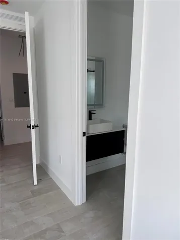 210 SE 10th Street Hallandale Beach FL 33009