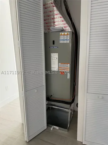 210 SE 10th Street Hallandale Beach FL 33009