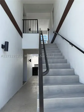 210 SE 10th Street Hallandale Beach FL 33009