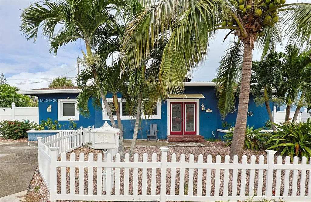 1827 Len Drive North Palm Beach FL 33408