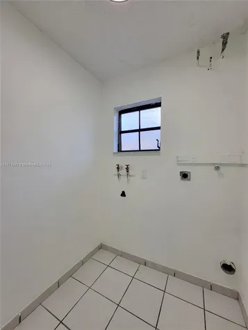 2614 W 71st Place Hialeah FL 33016