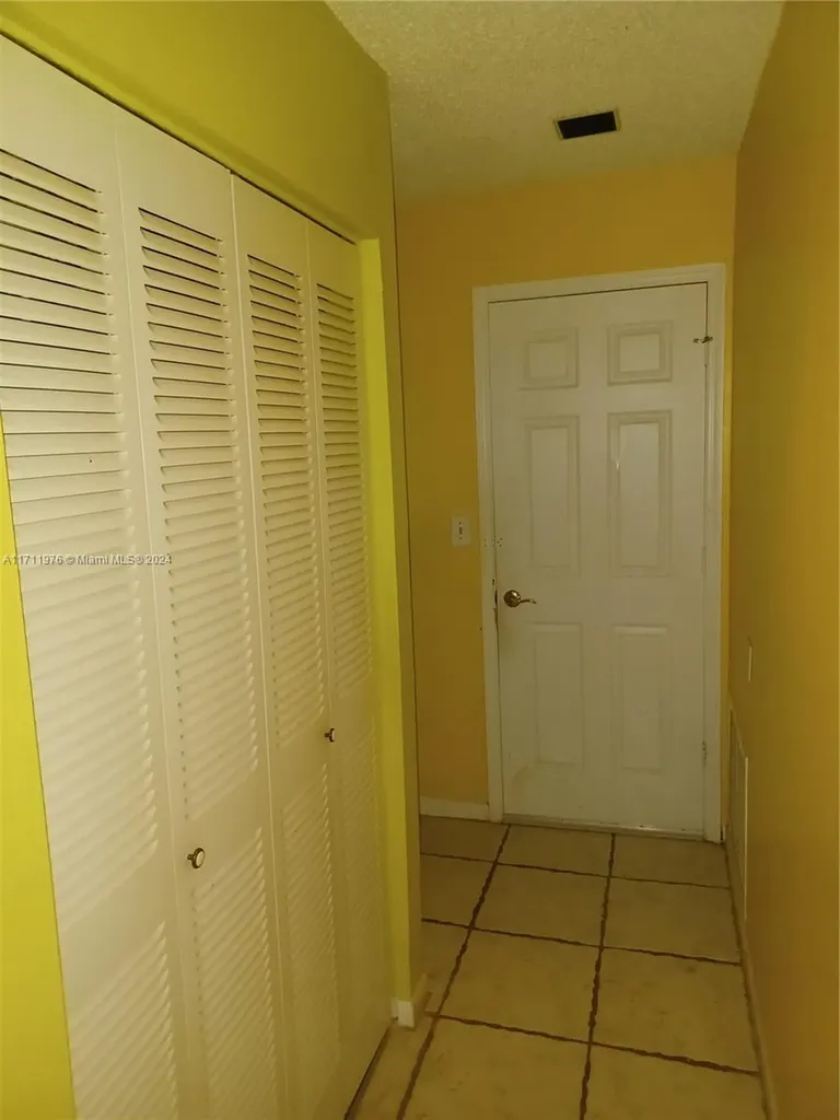 1248 NW 89th Drive Coral Springs FL 33071