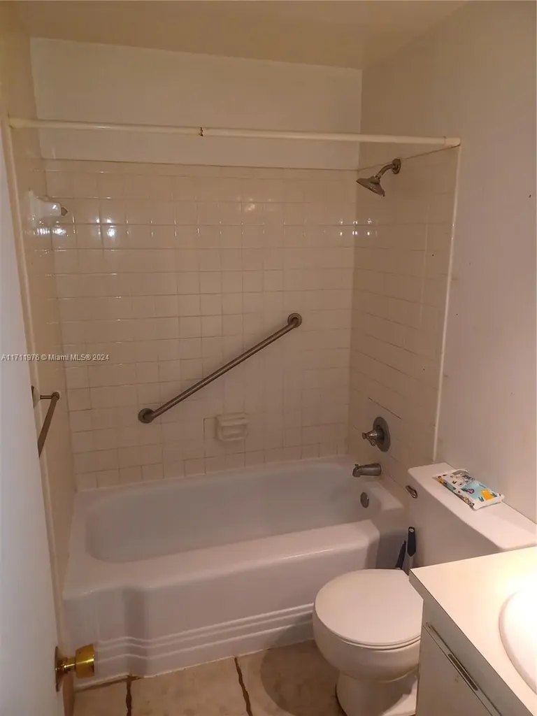 1248 NW 89th Drive Coral Springs FL 33071