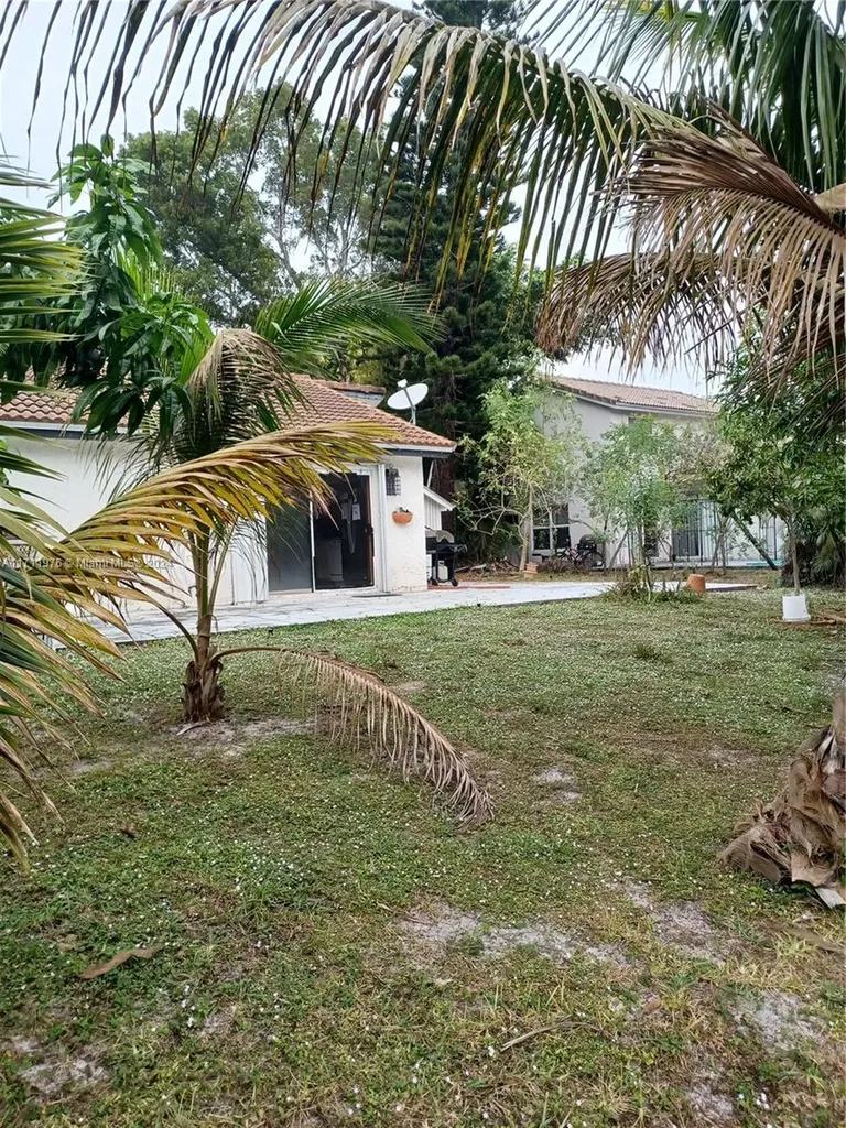 1248 NW 89th Drive Coral Springs FL 33071