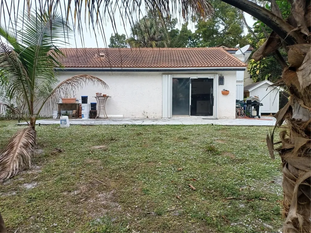1248 NW 89th Drive Coral Springs FL 33071