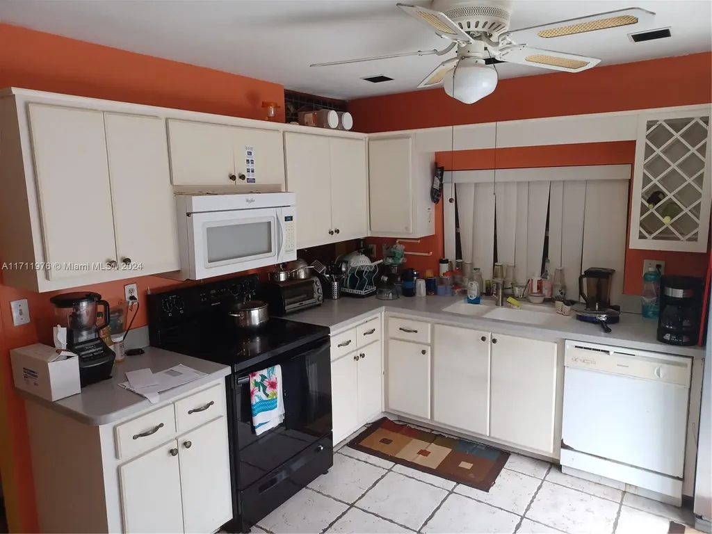 1248 NW 89th Drive Coral Springs FL 33071