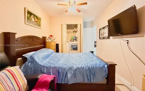 5984 SW 162nd Place Miami FL 33193