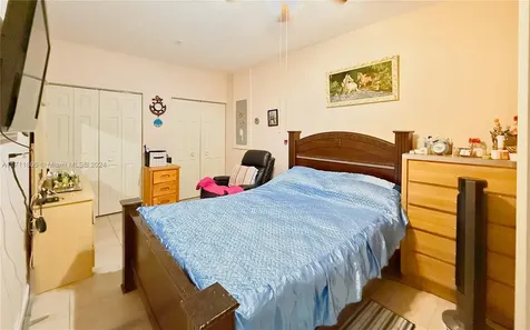 5984 SW 162nd Place Miami FL 33193