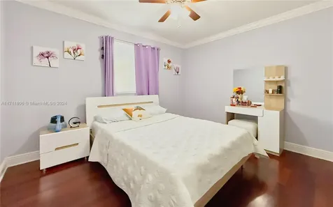5984 SW 162nd Place Miami FL 33193