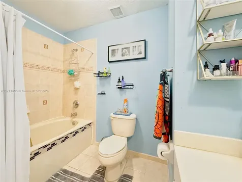 5984 SW 162nd Place Miami FL 33193
