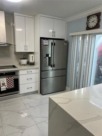 5984 SW 162nd Place Miami FL 33193