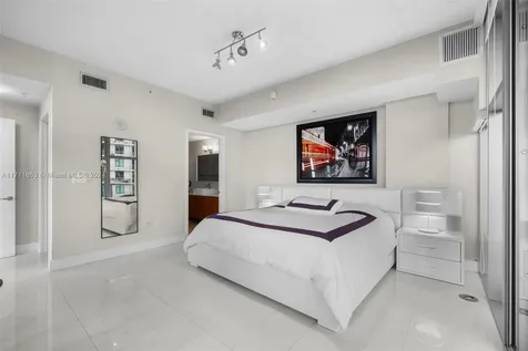 3301 NE 1st Avenue Miami FL 33137
