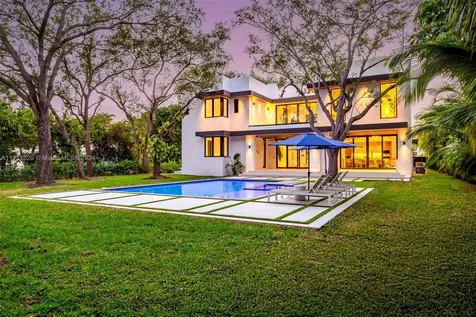 7635 SW 72nd Avenue Miami FL 33143