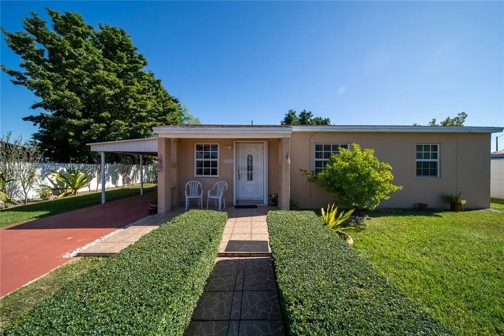 3725 SW 83rd Avenue Miami FL 33155