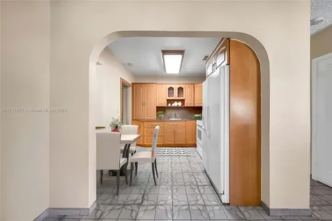 3725 SW 83rd Avenue Miami FL 33155