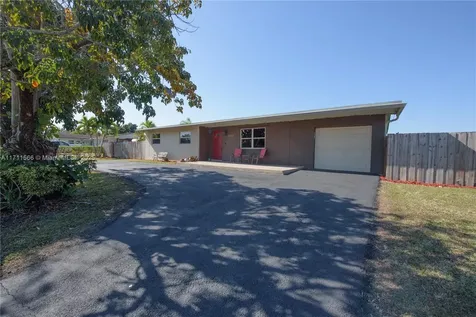 27662 SW 162nd Court Homestead FL 33031