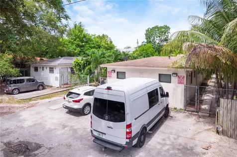 5520 NE 1st Court Miami FL 33137