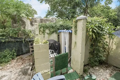 175 NW 68th Street Miami FL 33150