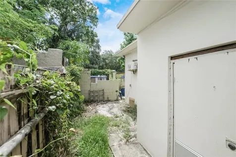 175 NW 68th Street Miami FL 33150