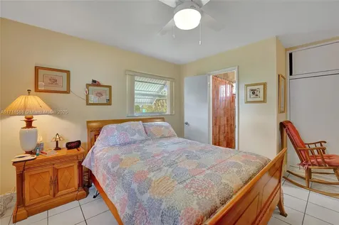 1407 Harding Street Hollywood FL 33020