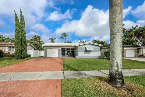 1407 Harding Street Hollywood FL 33020