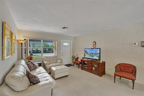 1407 Harding Street Hollywood FL 33020