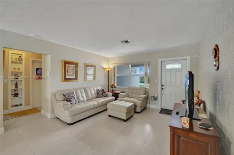 1407 Harding Street Hollywood FL 33020
