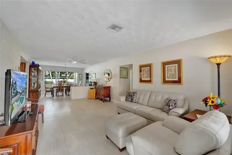 1407 Harding Street Hollywood FL 33020