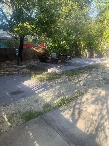 241 NW 34th Terrace Miami FL 33127
