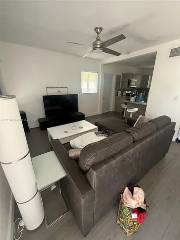 241 NW 34th Terrace Miami FL 33127