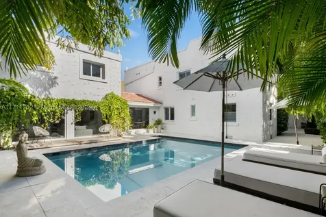 2974 Old Alton Road Miami Beach FL 33140