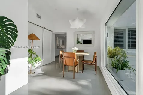 2974 Old Alton Road Miami Beach FL 33140