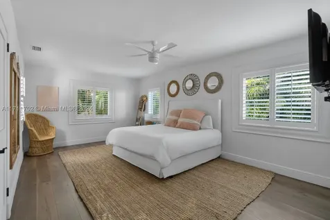 2974 Old Alton Road Miami Beach FL 33140
