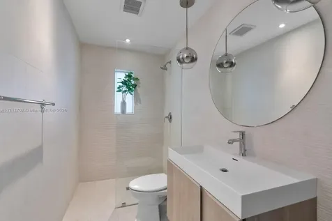 2974 Old Alton Road Miami Beach FL 33140