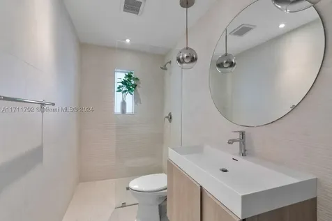 2974 Old Alton Road Miami Beach FL 33140
