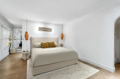 2974 Old Alton Road Miami Beach FL 33140