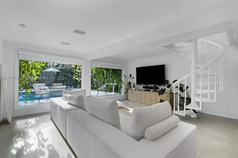 2974 Old Alton Road Miami Beach FL 33140