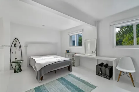 2974 Old Alton Road Miami Beach FL 33140