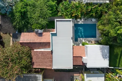 2974 Old Alton Road Miami Beach FL 33140