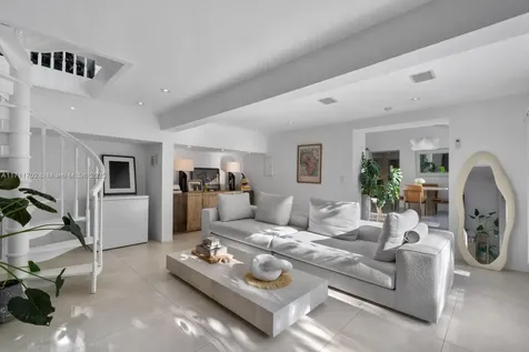 2974 Old Alton Road Miami Beach FL 33140