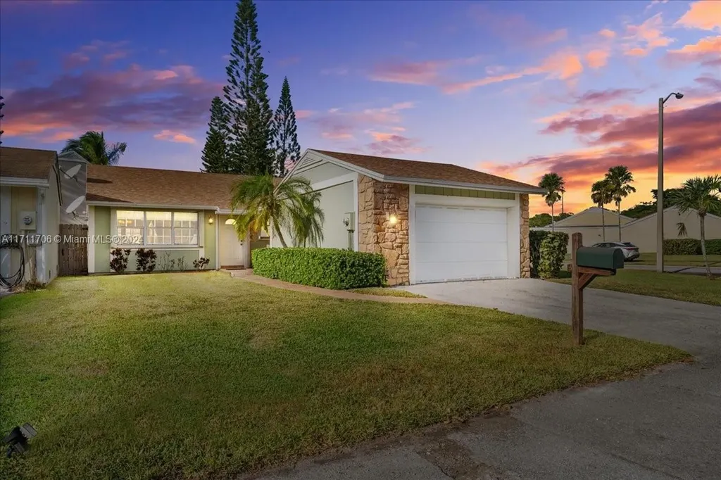 1350 Pelican Court Homestead FL 33035