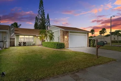 1350 Pelican Court Homestead FL 33035