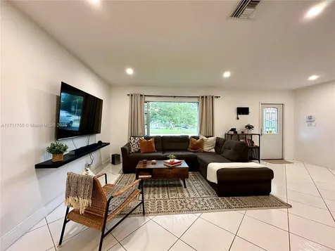 8115 NW 100th Terrace Tamarac FL 33321