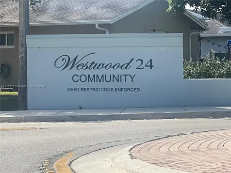 8115 NW 100th Terrace Tamarac FL 33321