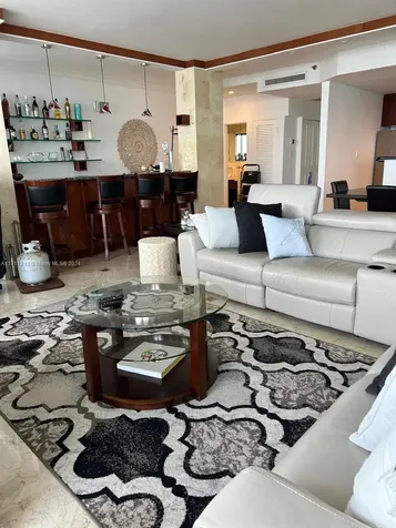 100 Lincoln Road Miami Beach FL 33139
