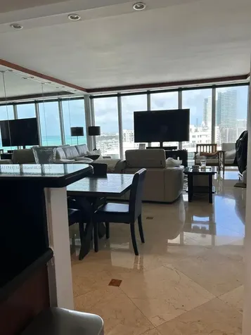 100 Lincoln Road Miami Beach FL 33139
