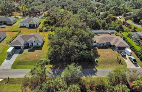#3 Sargon Avenue North Port FL 34287