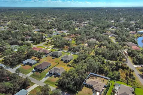 #3 Sargon Avenue North Port FL 34287