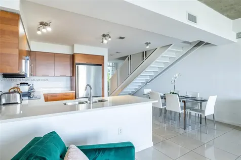 3250 NE 1st Avenue Miami FL 33137