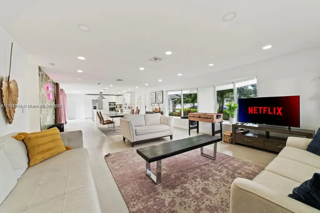 6201 NE 22nd Avenue Fort Lauderdale FL 33308